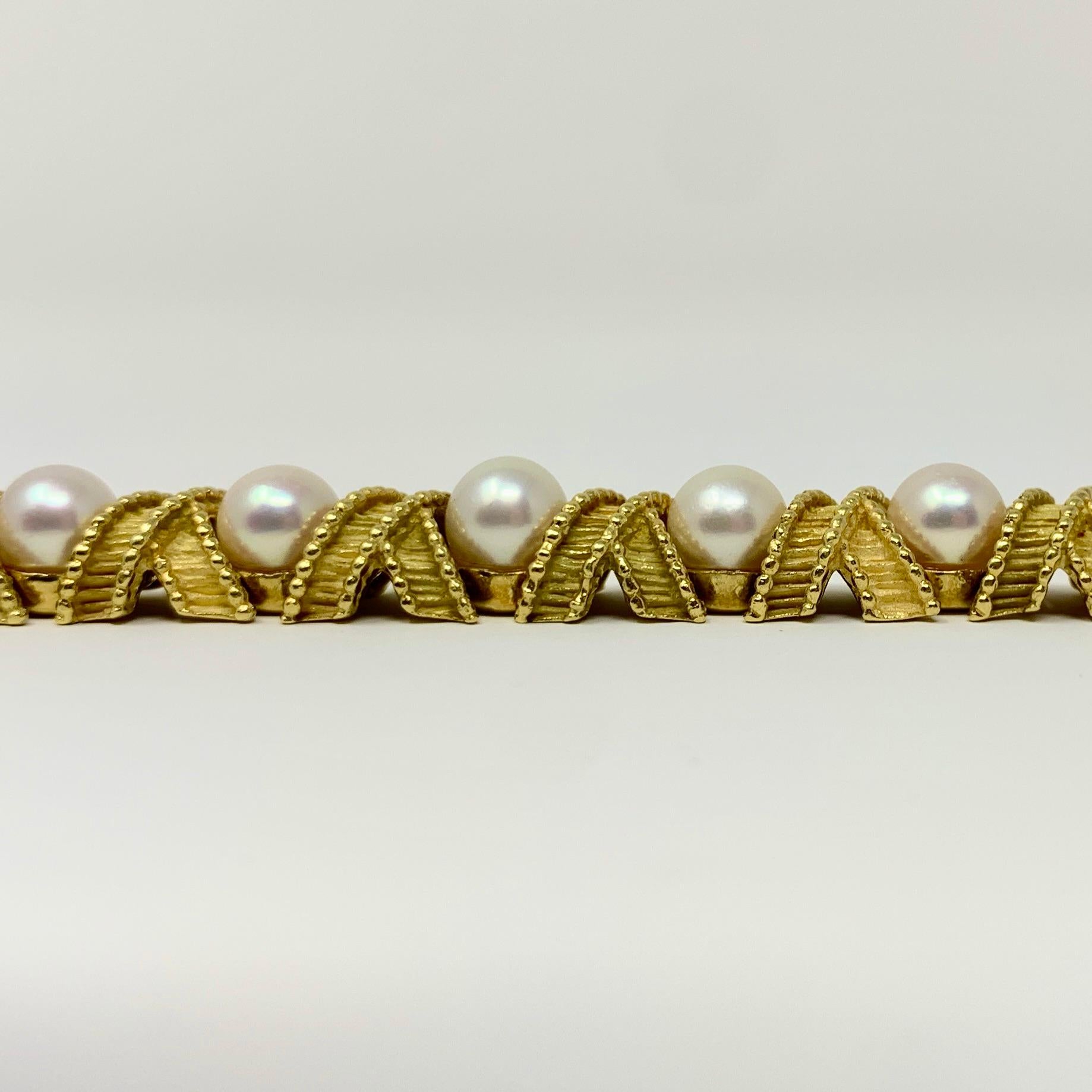Hammerman Brothers 18 Karat Gold Pearl Vintage X Link Bracelet In Good Condition In Guilford, CT