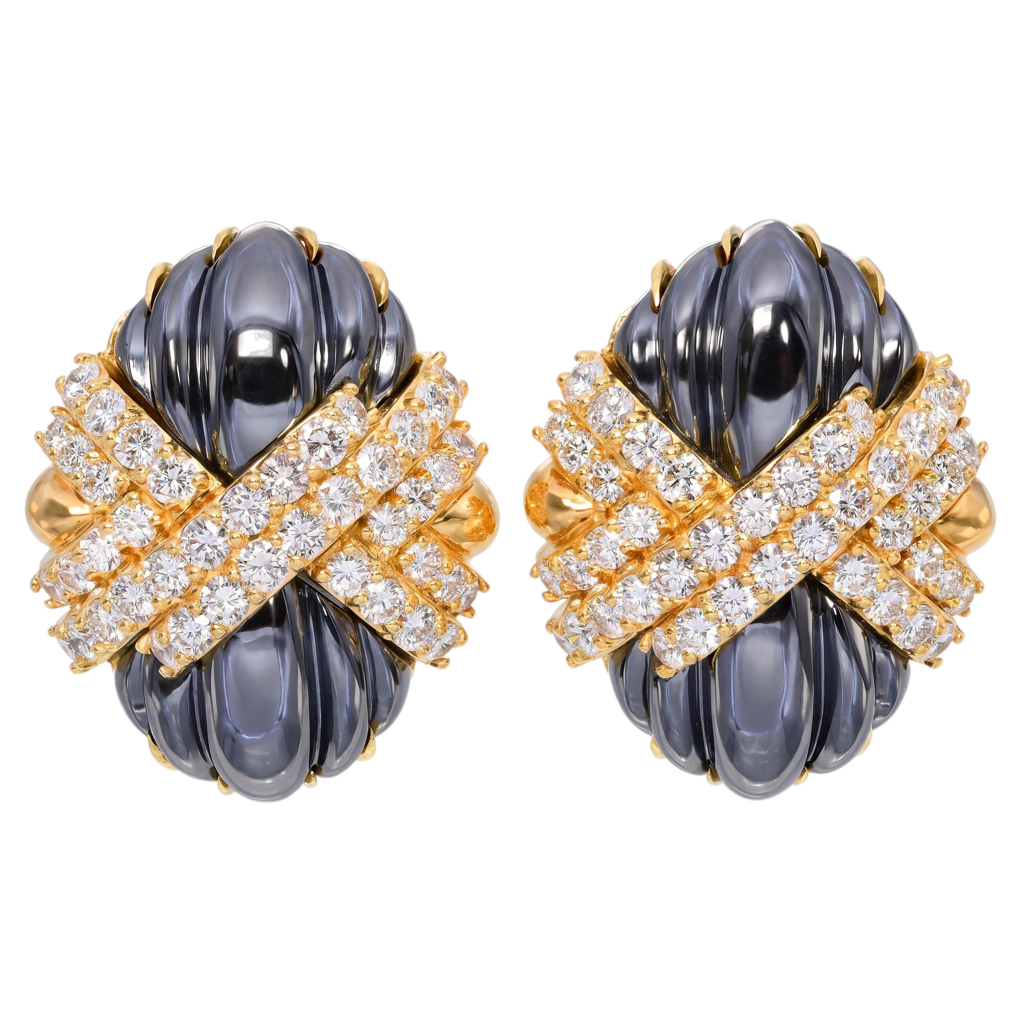 Boucles d'oreilles « Huggie » Hammerman Brothers en or jaune 18 carats, avec diamants et hématite