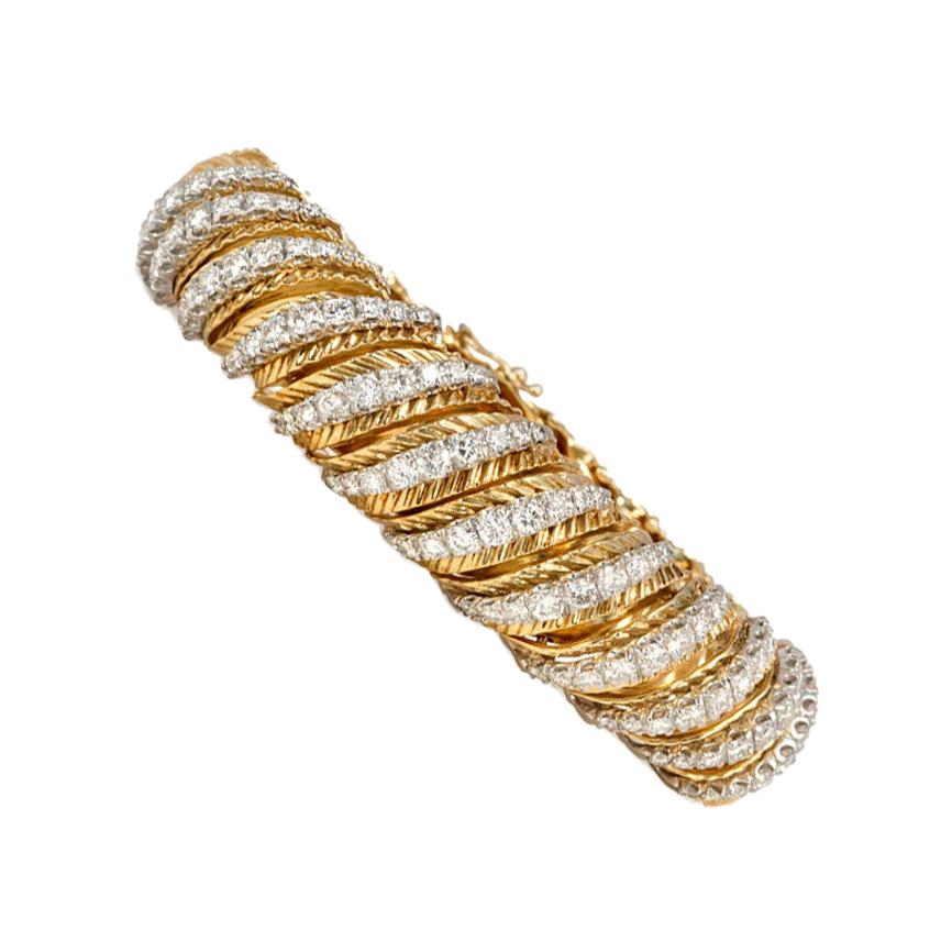 Hammerman Brothers 1950s Gold and Diamond Ribbed Link Bracelet For Sale