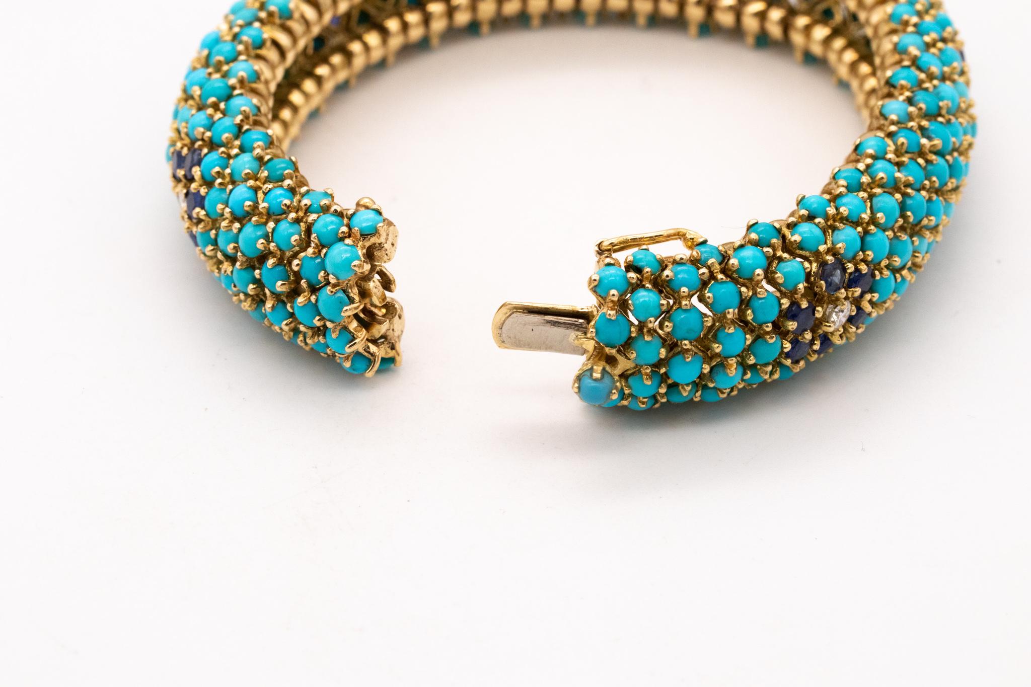 Hammerman Brothers 1960 Bracelet in 18Kt Gold with 35.7 Ctw Turquoises Diamonds In Excellent Condition For Sale In Miami, FL