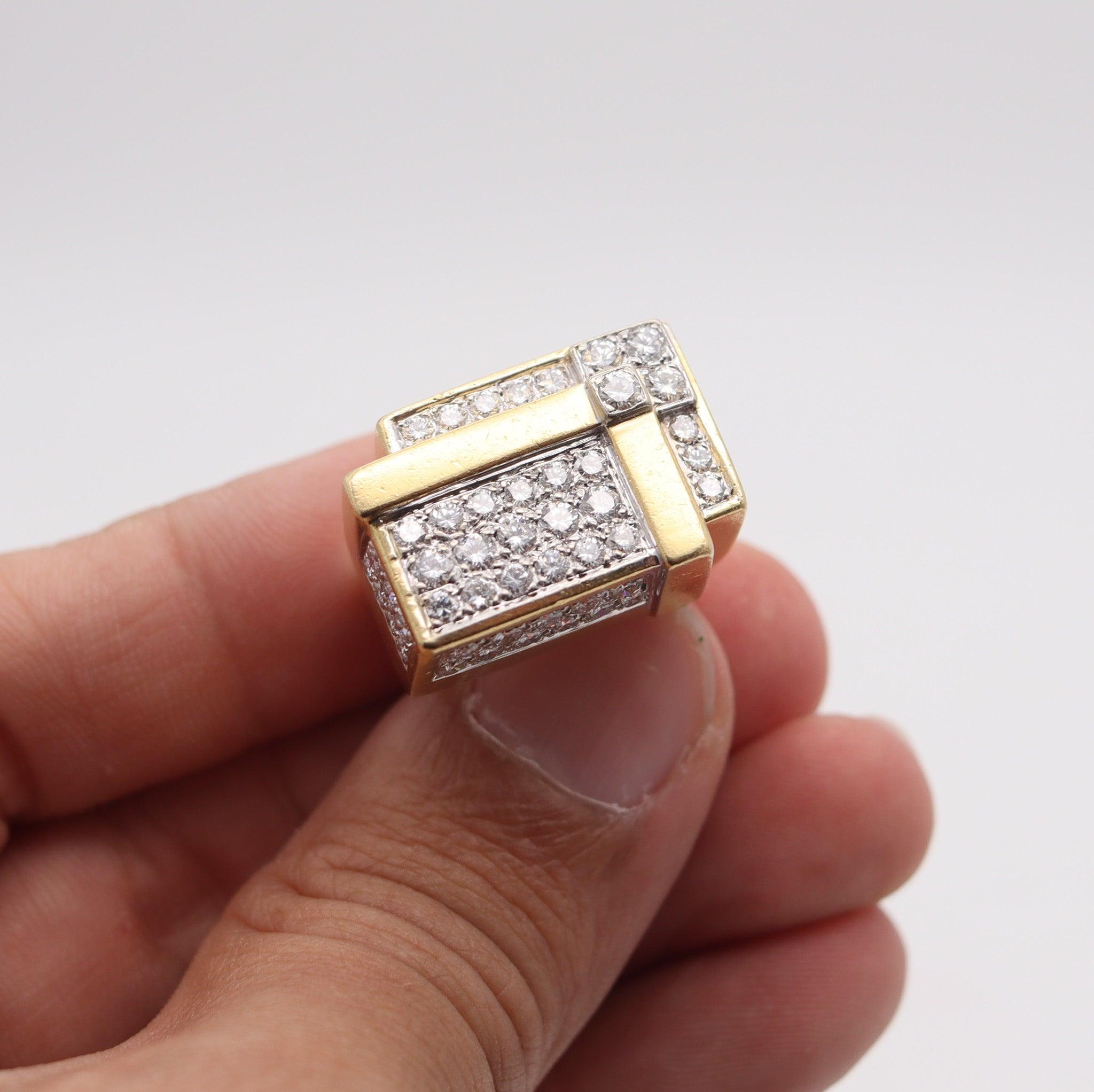 HAMMERMAN BROTHERS 1970 Geometric Ring 18Kt Gold With 3.54 Ctw Diamonds For Sale 4