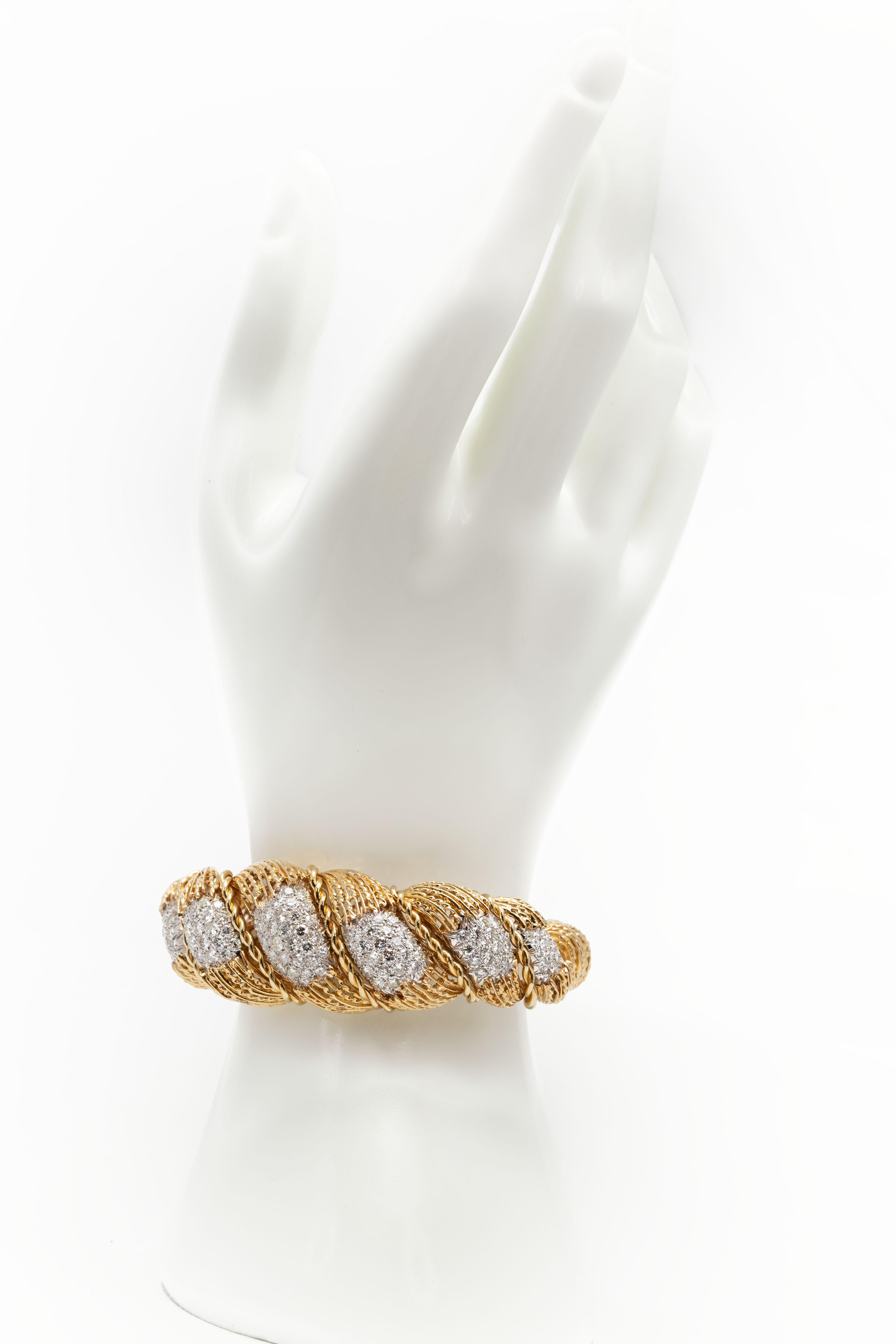 Hammerman Brothers 6.50 Carat Diamond Semi-Flexible Bracelet in Yellow Gold In Good Condition In Miami, FL