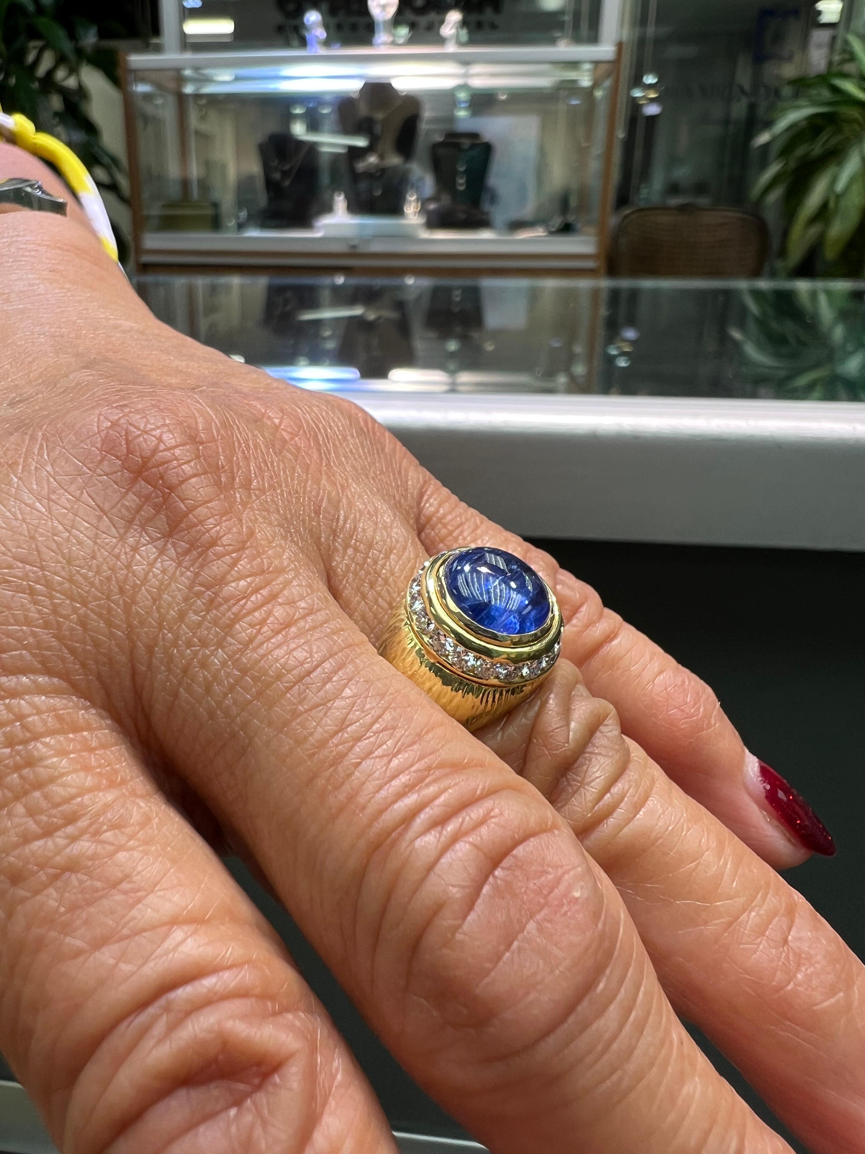 Hammerman Brothers Cabochon Sapphire Diamond Yellow Gold Ring In Good Condition For Sale In Los Angeles, CA