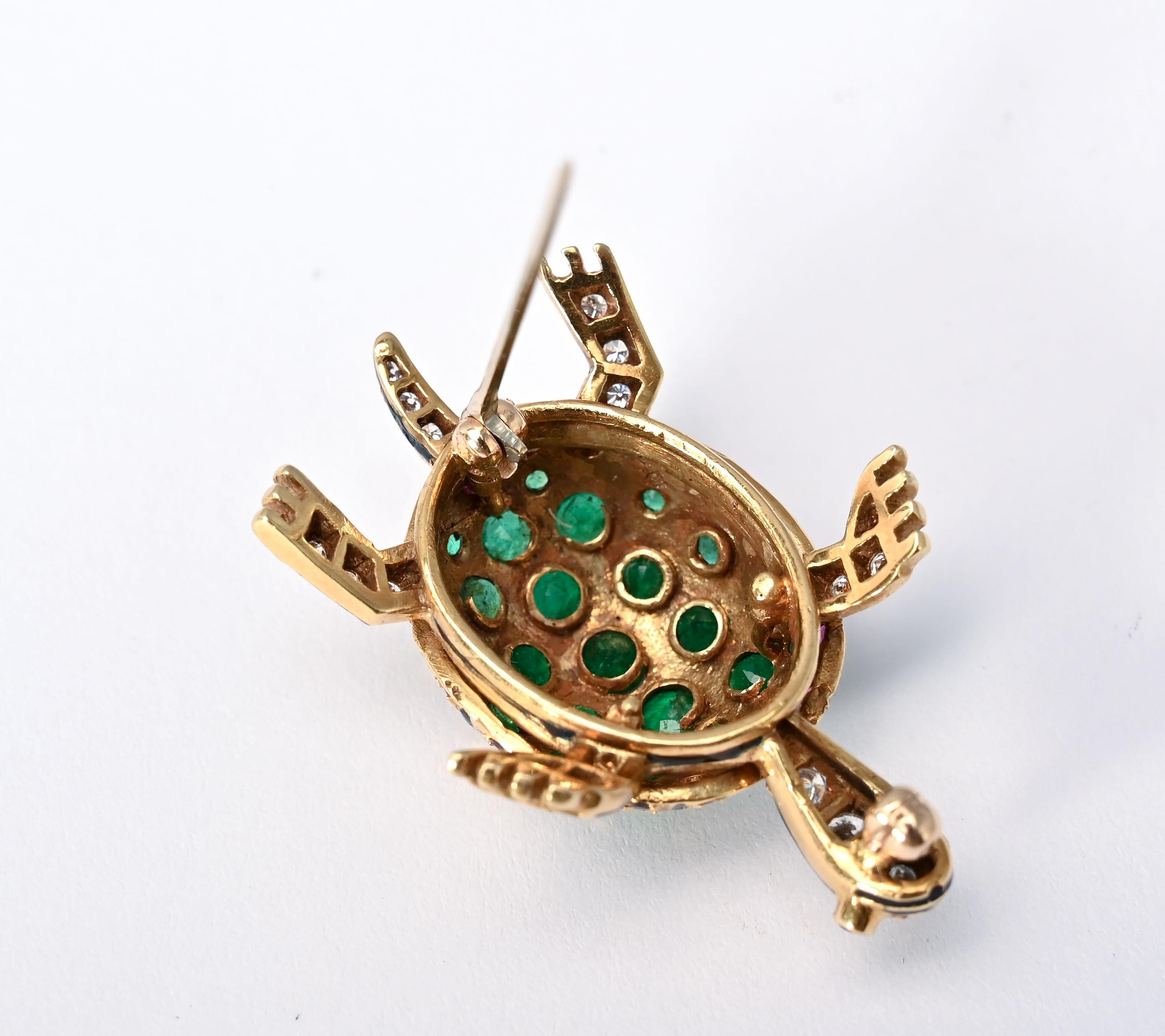 Hammerman Brothers Gold and Emerald Turtle Brooch In Excellent Condition For Sale In Darnestown, MD