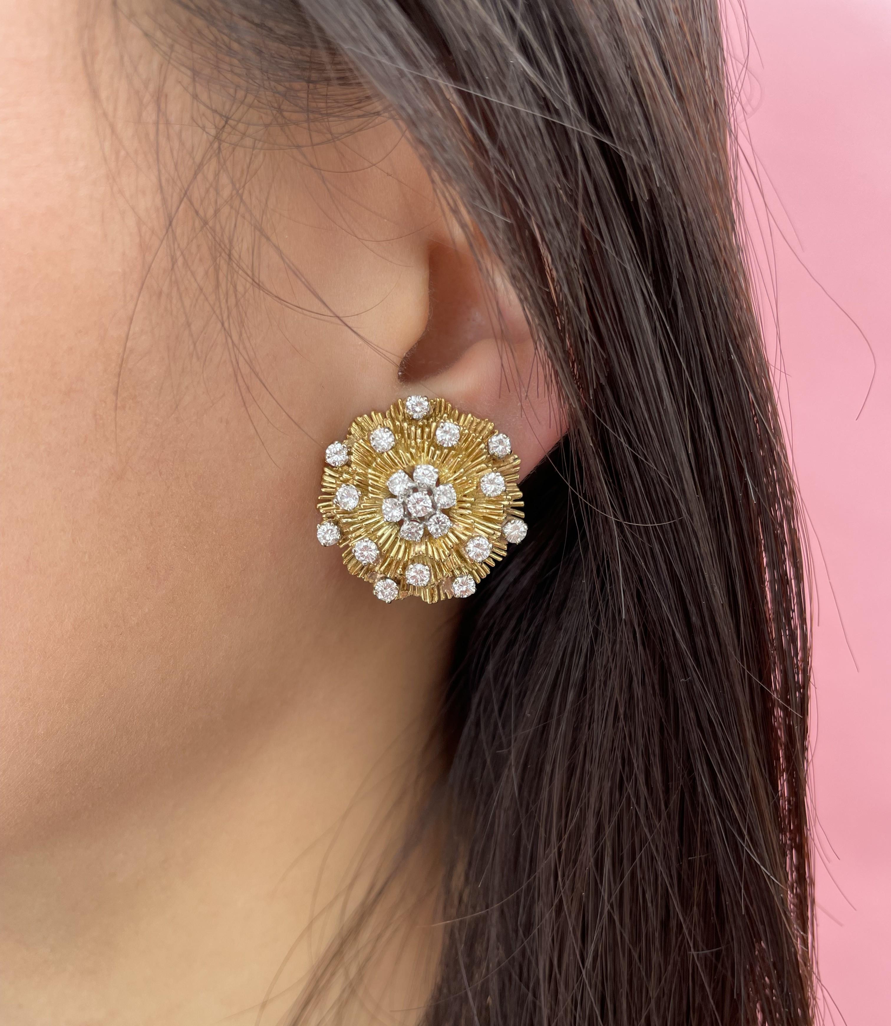 Taille brillant Boucles d'oreilles Hammerman Brothers en or 18 carats et diamants du milieu du siècle en vente