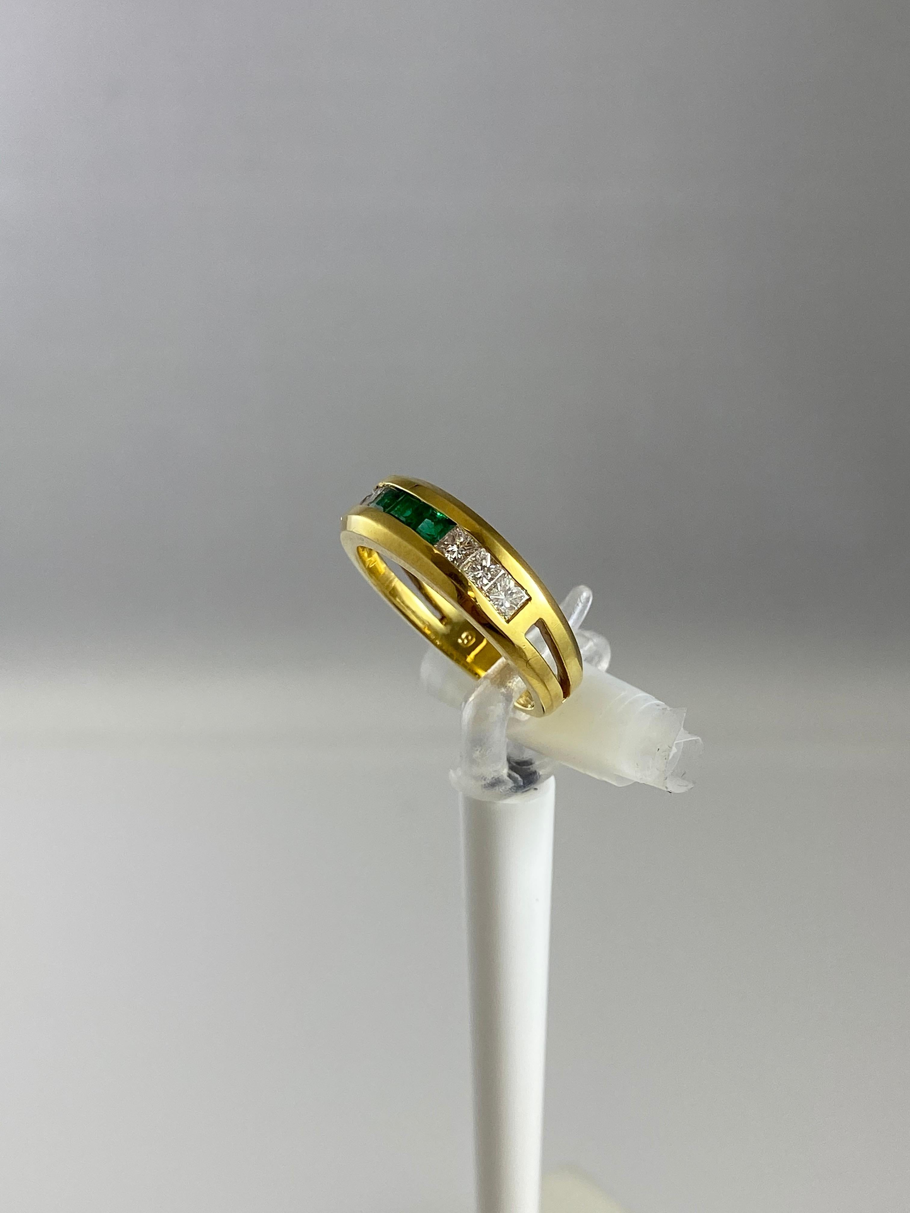 Hammerman Brothers Princess Cut Diamond and Emerald Ring In New Condition For Sale In New York, NY