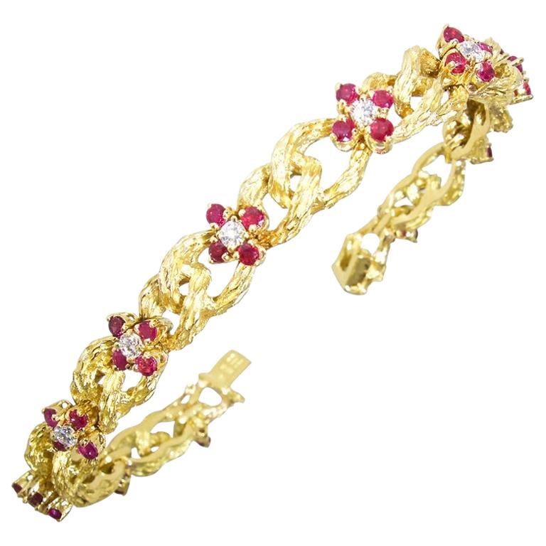 Hammerman & Brothers Ruby and Diamond and 18 Karat Bracelet In Excellent Condition In Aspen, CO
