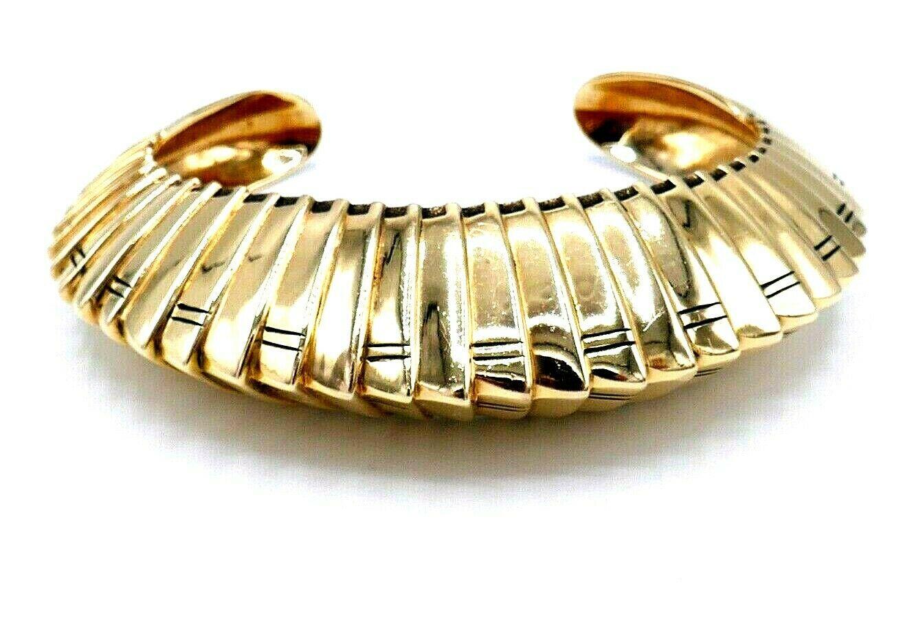 Hammerman Brothers Vintage Yellow Gold Ribbed Cuff Bracelet 3