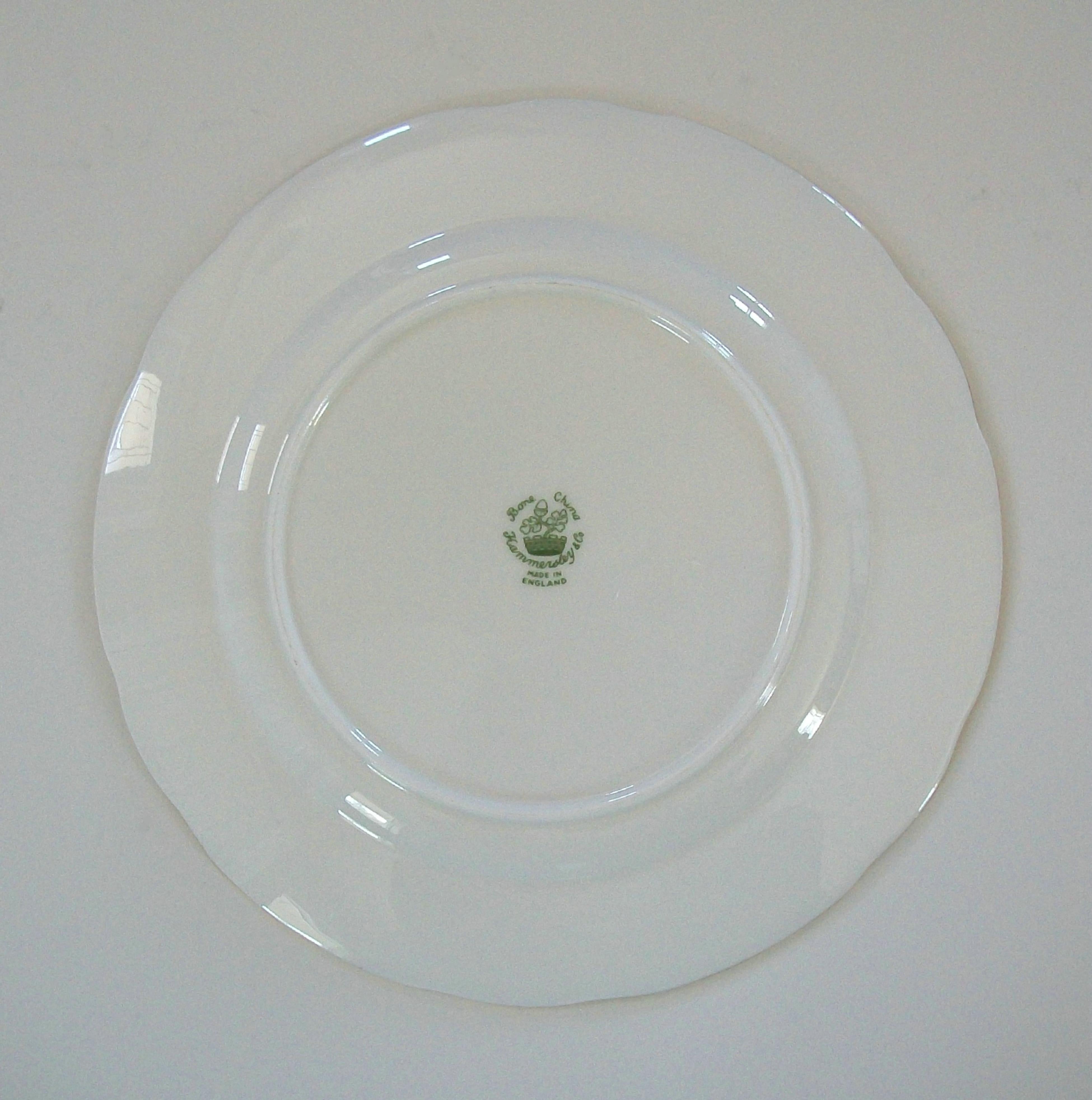 HAMMERSLEY & CO. - Nueve Platos de Postre Vintage de China de Hueso - Reino Unido - Circa 1950's siglo XX en venta