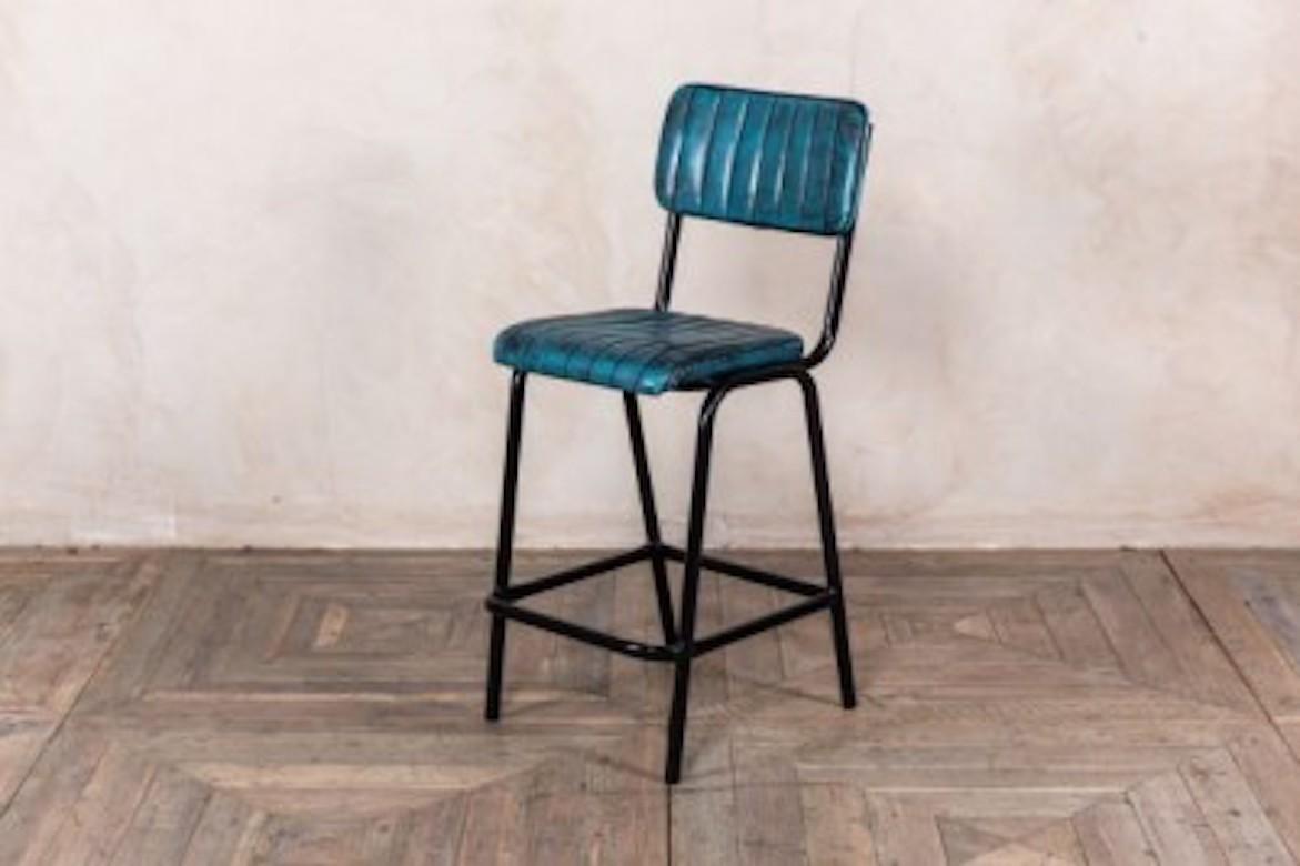 Hammerwich Contemporary Bar Stools, 20th Century For Sale 5