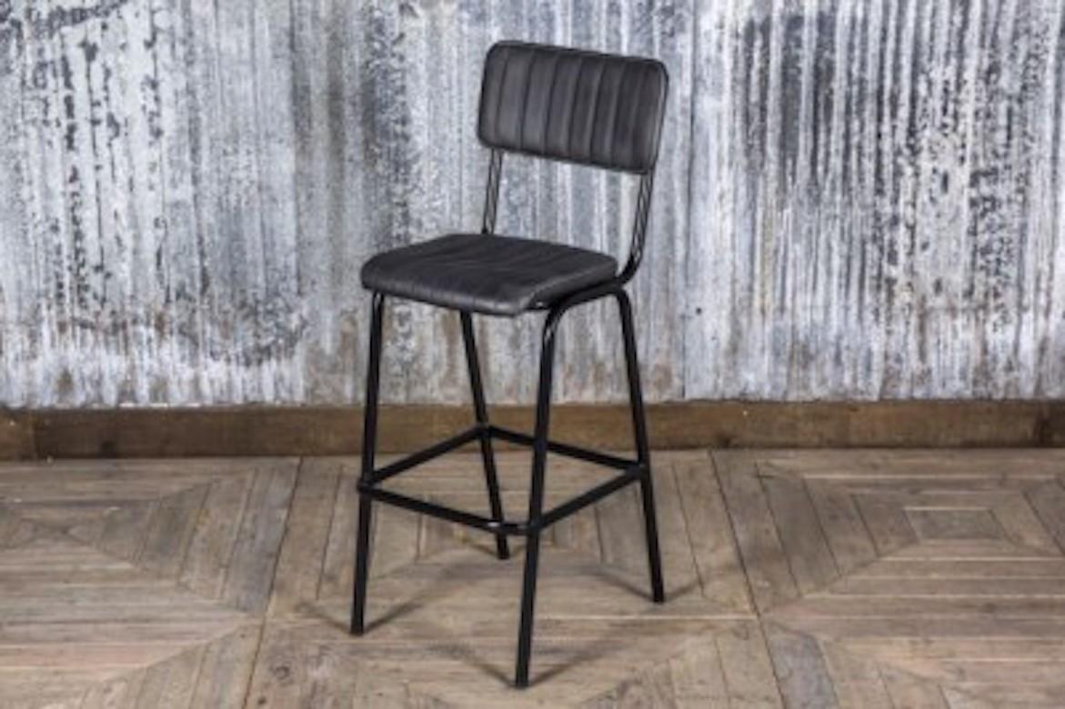 Hammerwich Contemporary Bar Stools, 20th Century For Sale 14