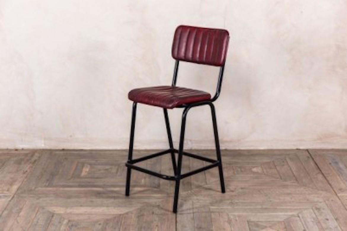 Hammerwich Contemporary Bar Stools, 20th Century For Sale 1