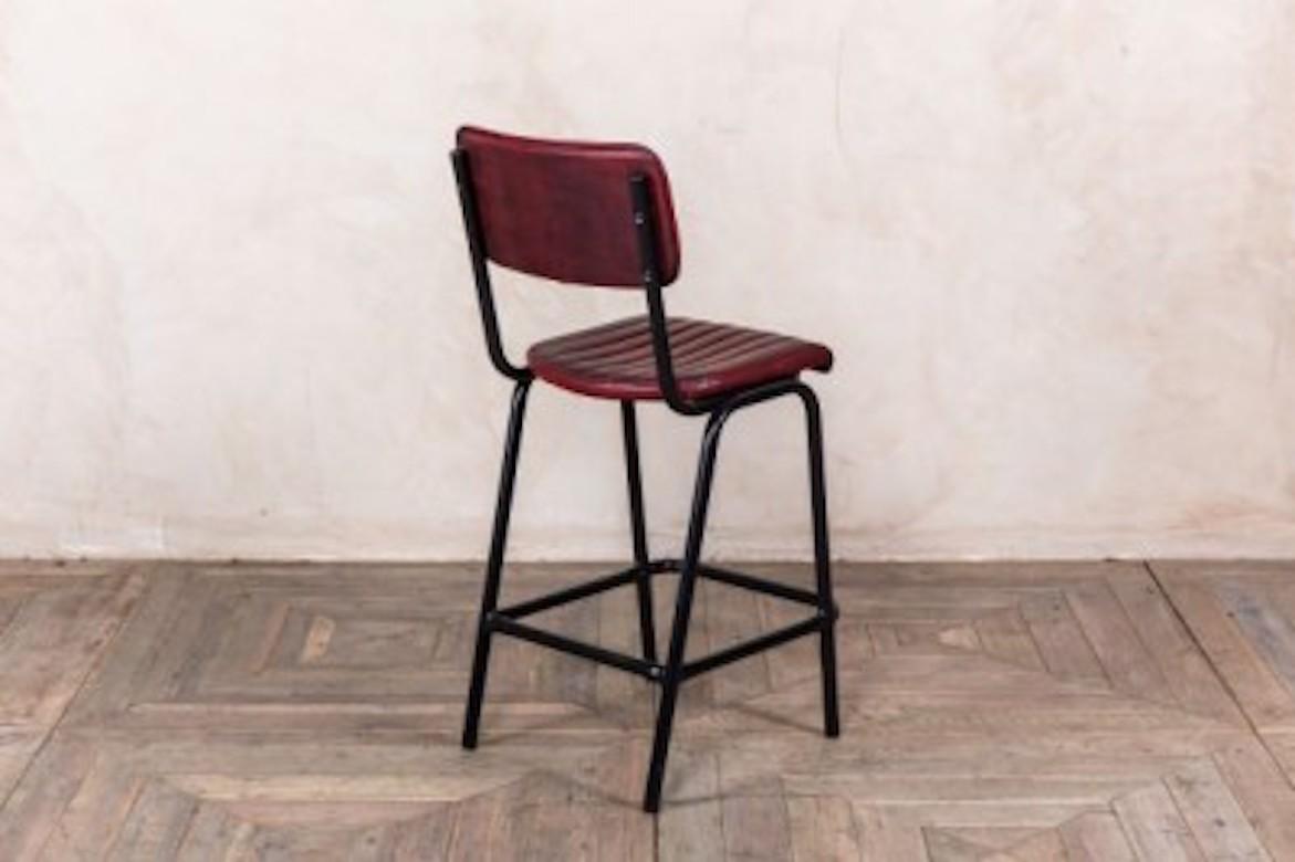 Hammerwich Contemporary Bar Stools, 20th Century For Sale 2