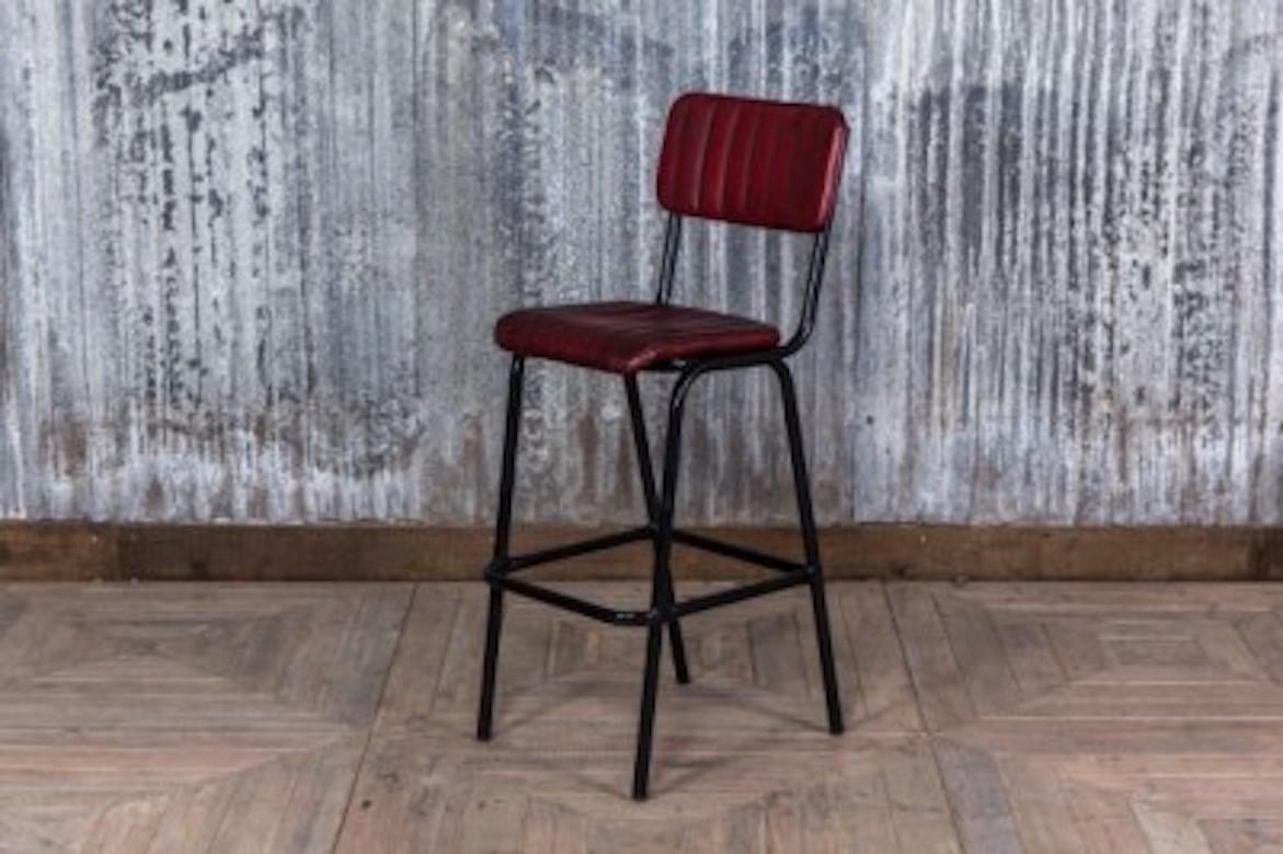 Hammerwich Contemporary Bar Stools, 20th Century For Sale 4
