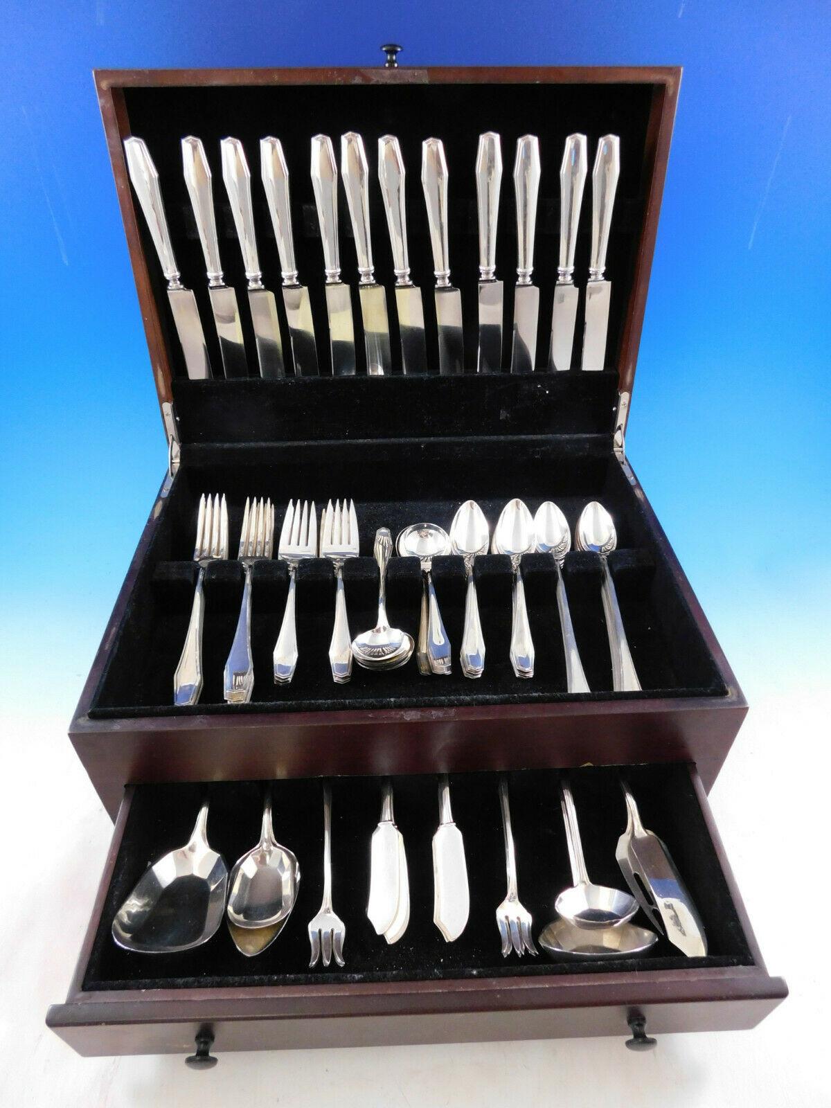 Large Hampton by Alvin circa 1910 sterling silver flatware set, 103 pieces. This set includes:

12 regular knives, 9