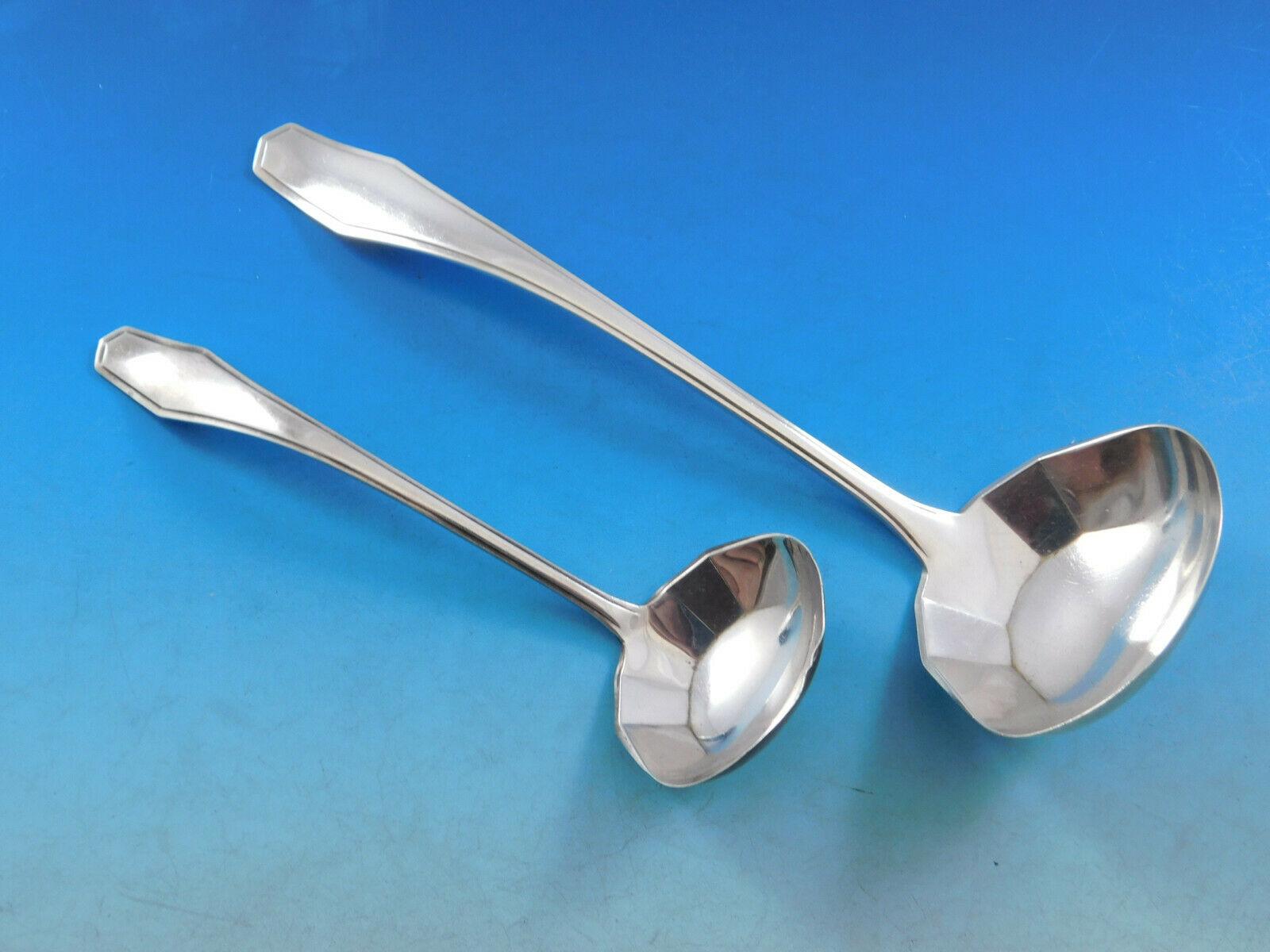 Ensemble de couverts en argent sterling Hampton par Alvin pour 12 personnes 103 pièces en vente 1