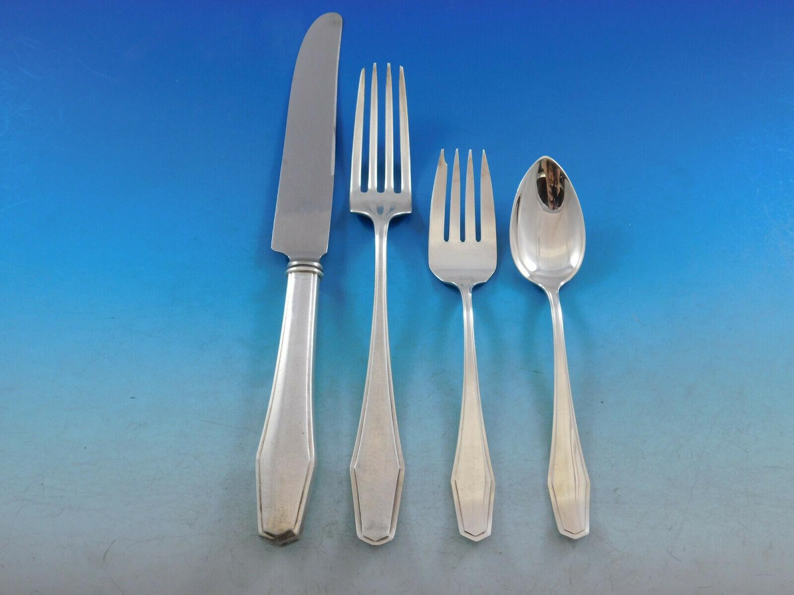 Hampton by Alvin Sterling Silver Flatware Set for 12 Service Dinner 116 Pieces In Excellent Condition For Sale In Big Bend, WI