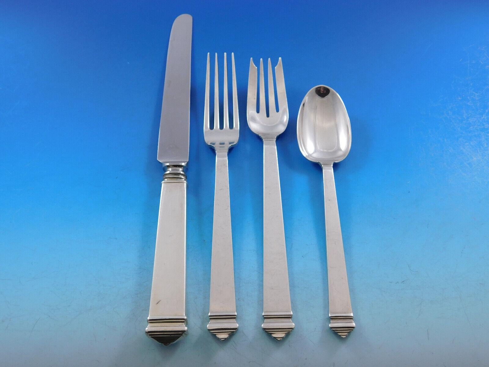Hampton by Tiffany Sterling Silver Flatware Set for 12 Service 127 Pcs Dinner In Excellent Condition In Big Bend, WI
