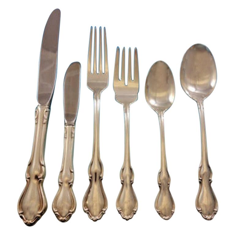 Hampton Court by Reed and Barton Sterling Silver Flatware Set 18 Service 118 Pc For Sale