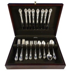 Hampton Court by Reed & Barton Sterling Silver Flatware Set 8 Service 40 Pieces