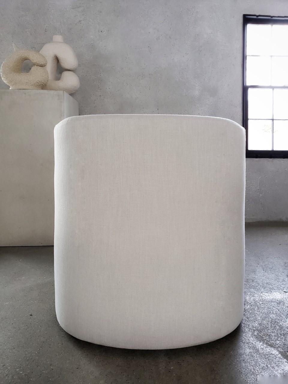 Fauteuil club des Hamptons par Michael Del Piero Neuf - En vente à Chicago, IL