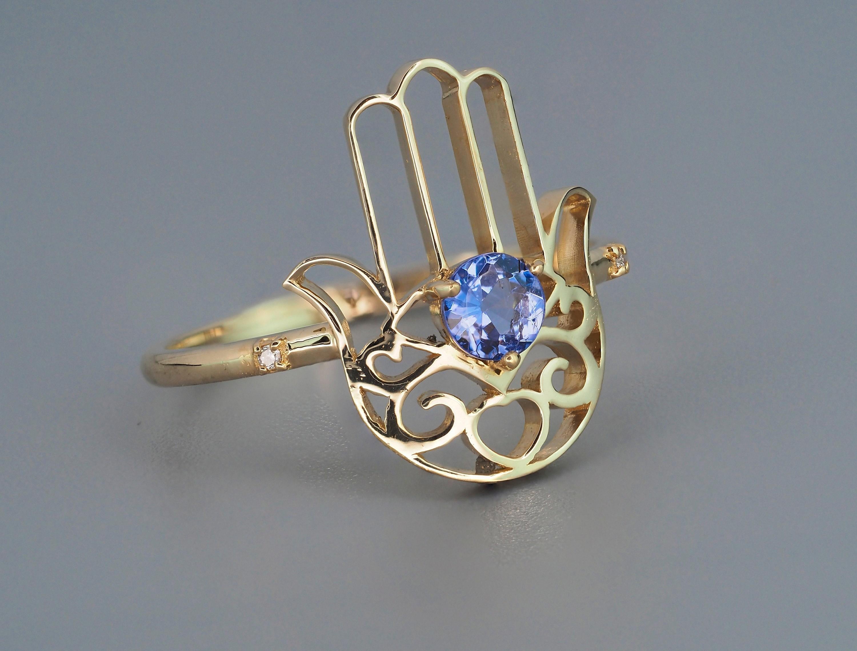 Hamsa Hand Tanzanite ring in 14k gold/ Hand of Fatima gold Ring/ Gold Protection In Good Condition For Sale In Istanbul, TR