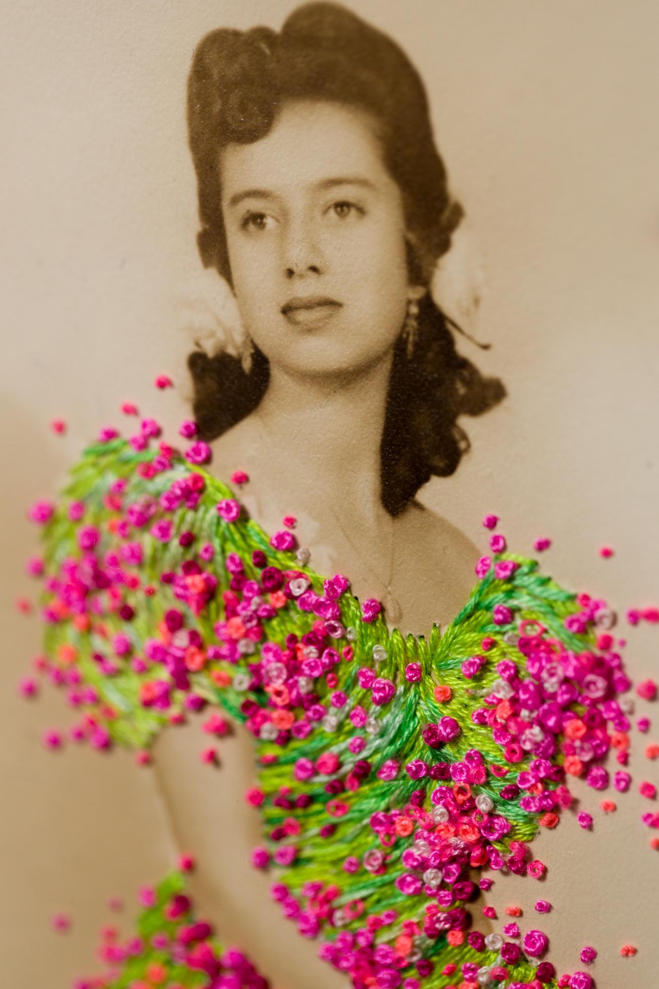 „Baret und die Bougainvillea“ Figurative, Stickerei auf Vintage-Fotografie im Angebot 7
