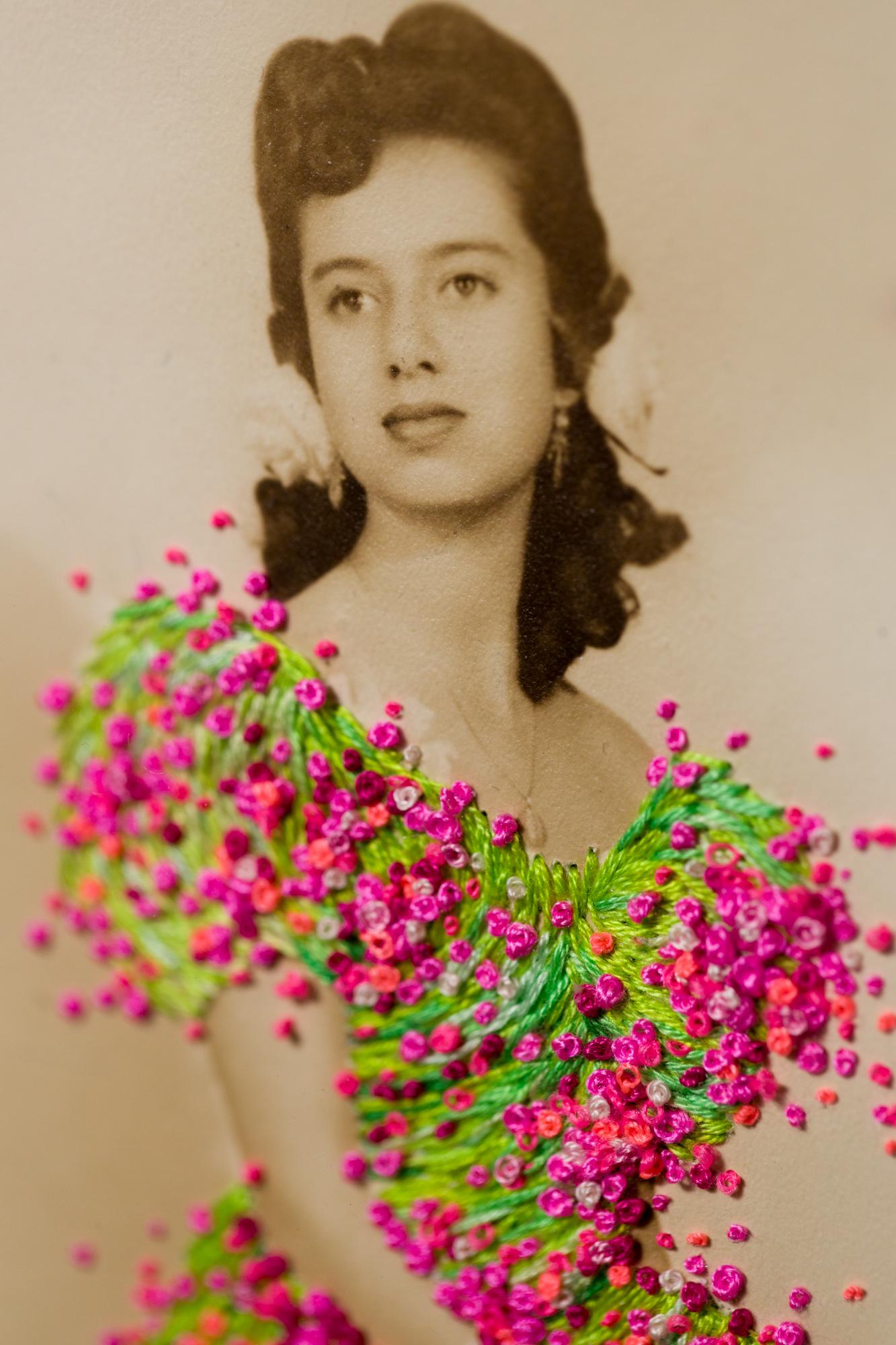 „Baret und die Bougainvillea“ Figurative, Stickerei auf Vintage-Fotografie  im Angebot 7