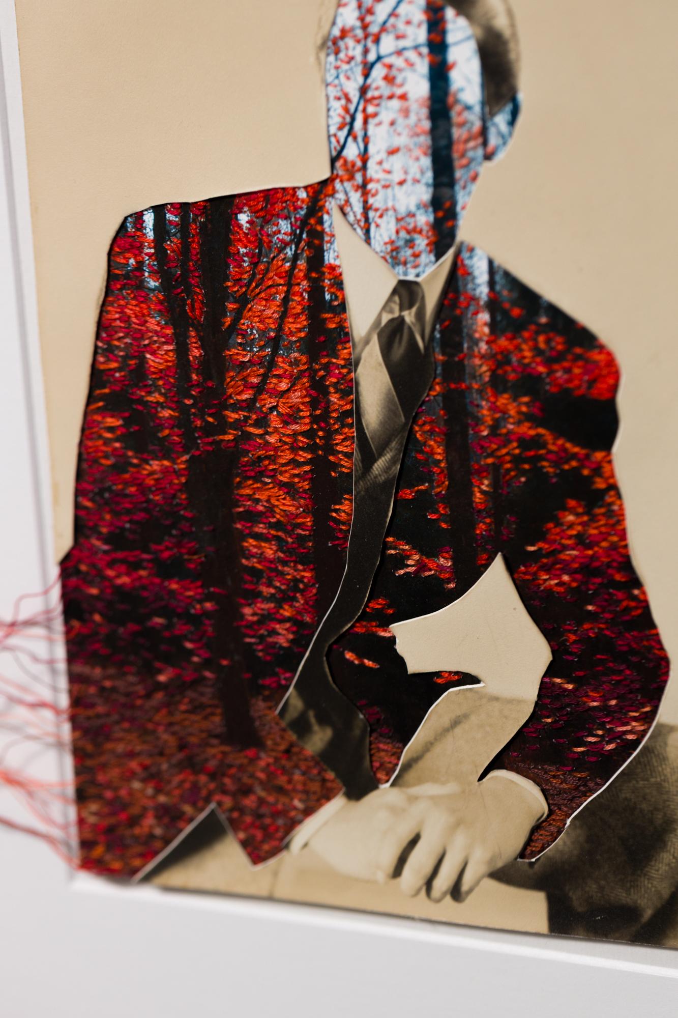 „Fallen“, figurativ, Porträt, Stickerei auf Vintage-Fotografie im Angebot 1
