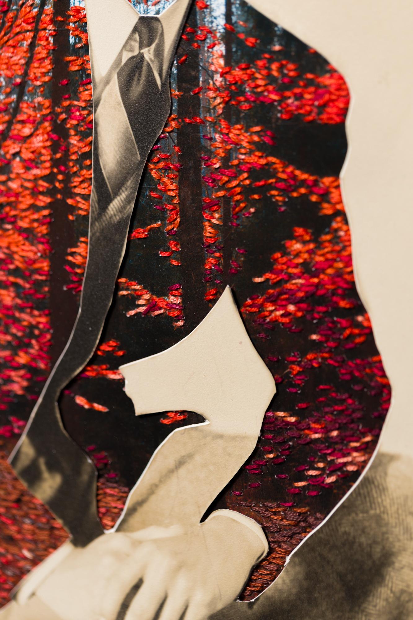 „Fallen“, figurativ, Porträt, Stickerei auf Vintage-Fotografie im Angebot 3