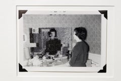 « Self-Reflection : In the Bedroom », figuratif, broderie sur photographie vintage