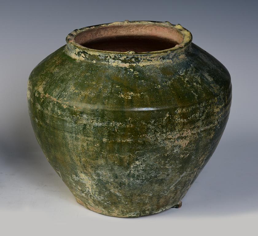Sculpté à la main Dynastie Han, paire de jarres anciennes en poterie chinoise à glaçure verte en vente