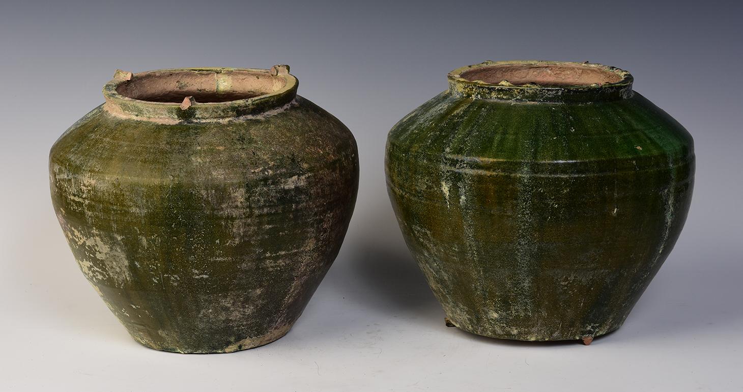 Poteries Dynastie Han, paire de jarres anciennes en poterie chinoise à glaçure verte en vente