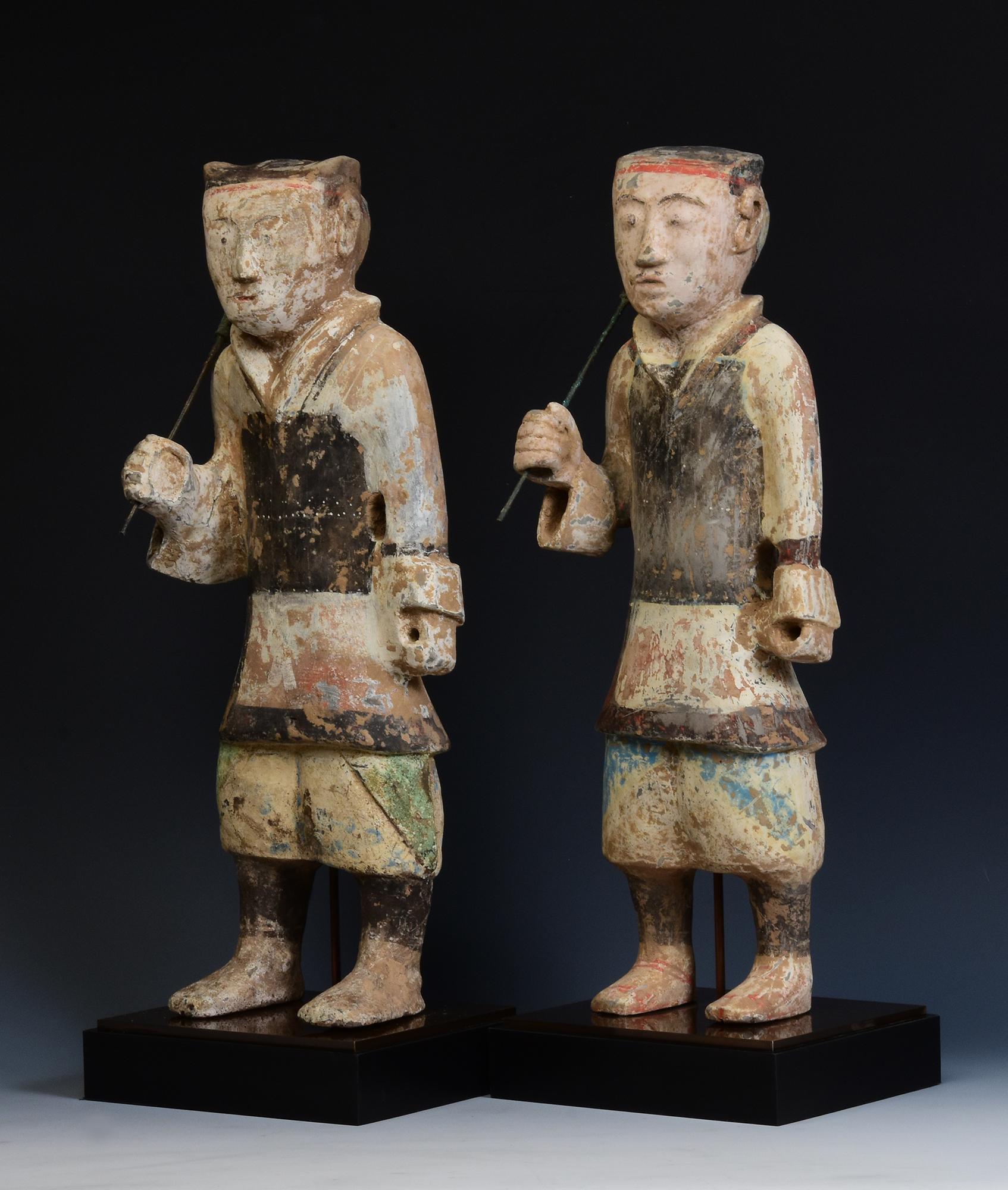Han Dynasty, A Pair of Antique Chinese Pottery Warriors Holding Bronze Spear 5