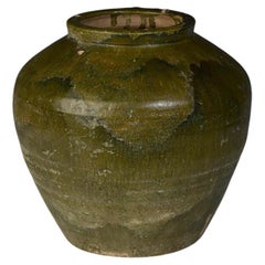 Antico vaso di ceramica cinese smaltato di verde della dinastia Han