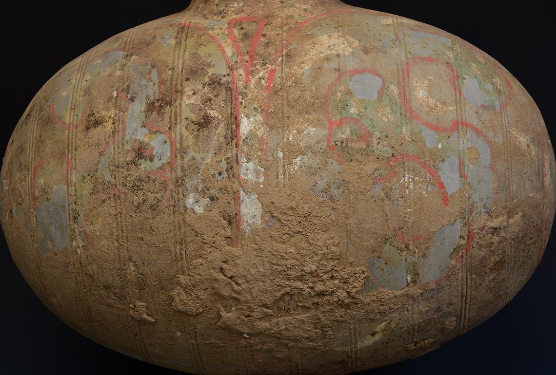 Dinastía Han, Antigua Jarra de Capullo de Cerámica China Pintada Pintado a mano en venta