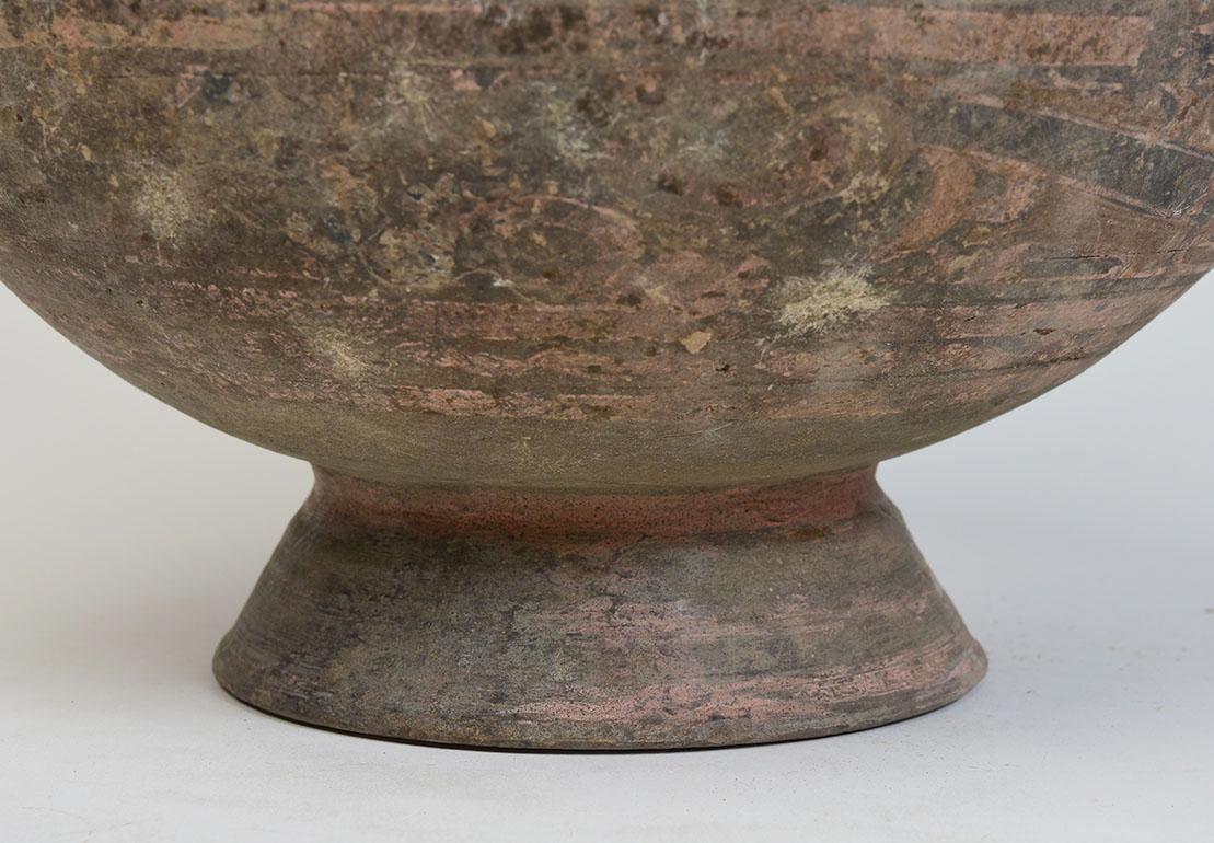 Dynastie Han, Jarre ancienne en poterie chinoise peinte Bon état - En vente à Sampantawong, TH