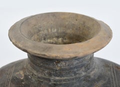 Dynastie Han, poterie chinoise ancienne : pot en forme de cocon