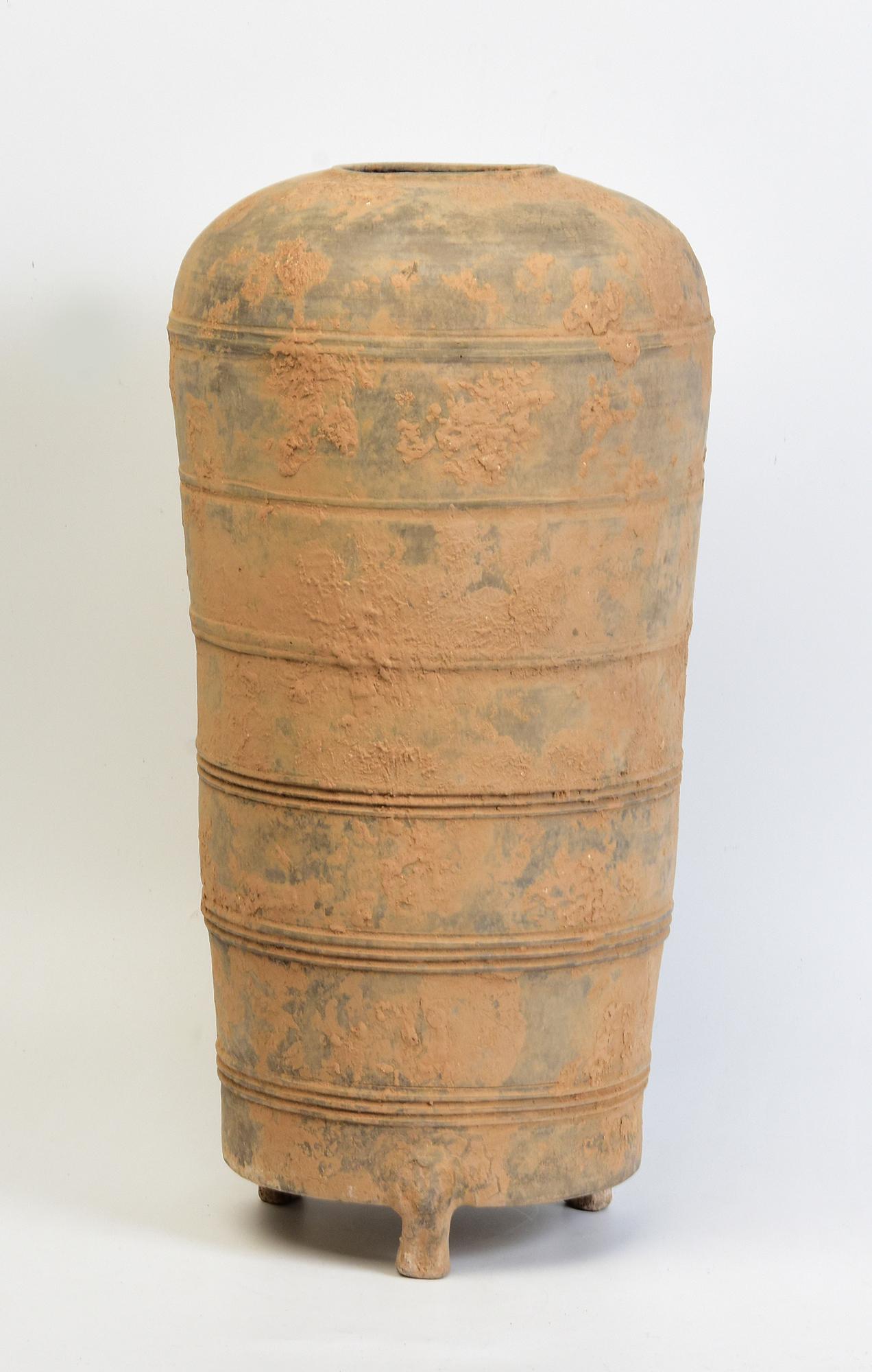 Han Dynasty, Antique Chinese Pottery Granary Jar in vendita 1