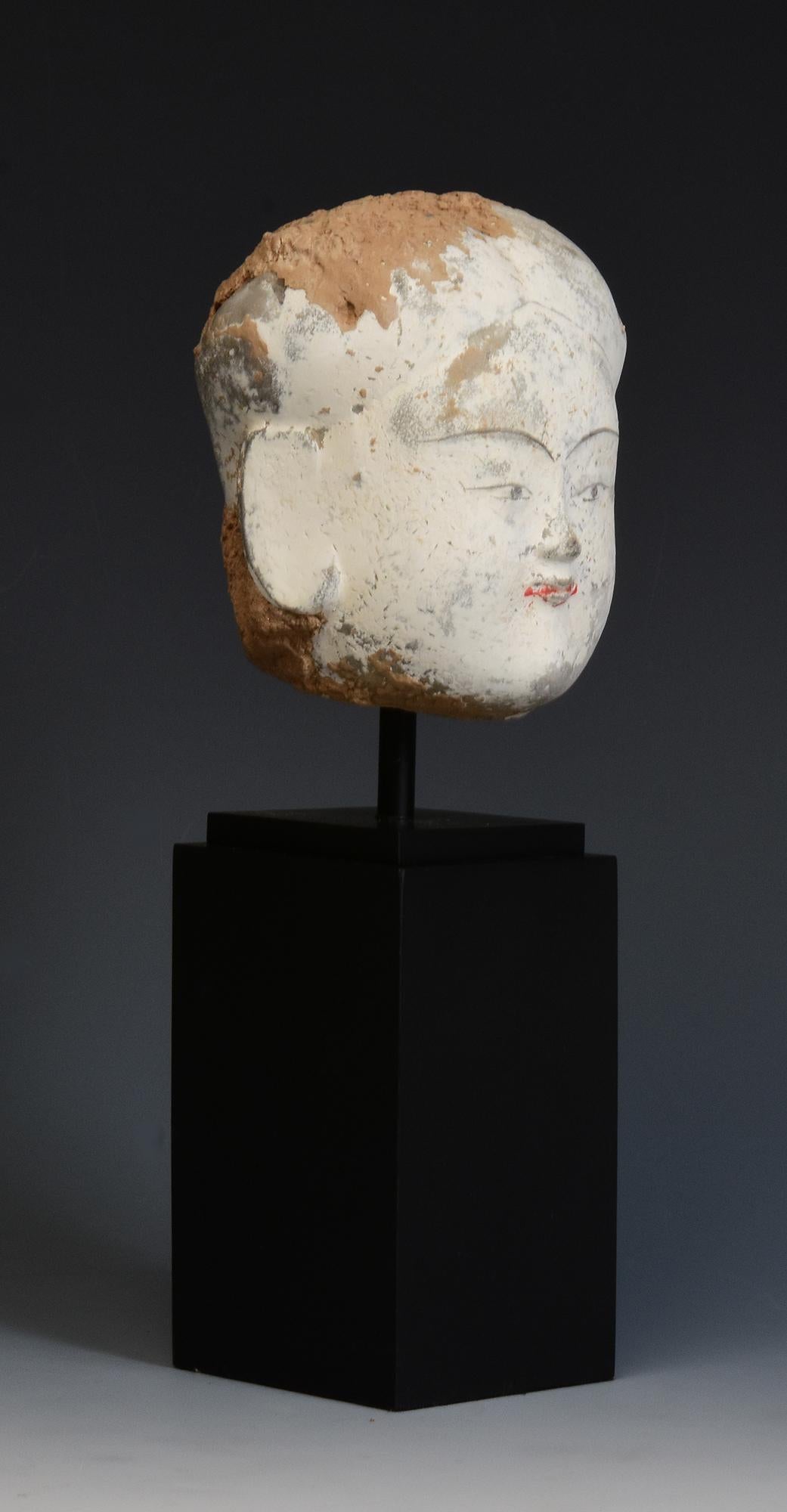 Han Dynasty, Antique Chinese Pottery Head of Court Lady with Stand For Sale 7