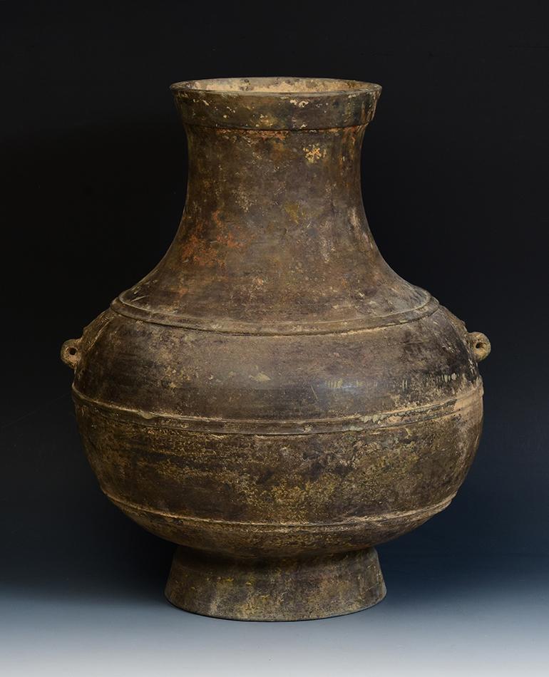 Han Dynasty, Antique Chinese Pottery Hu Jar For Sale 7