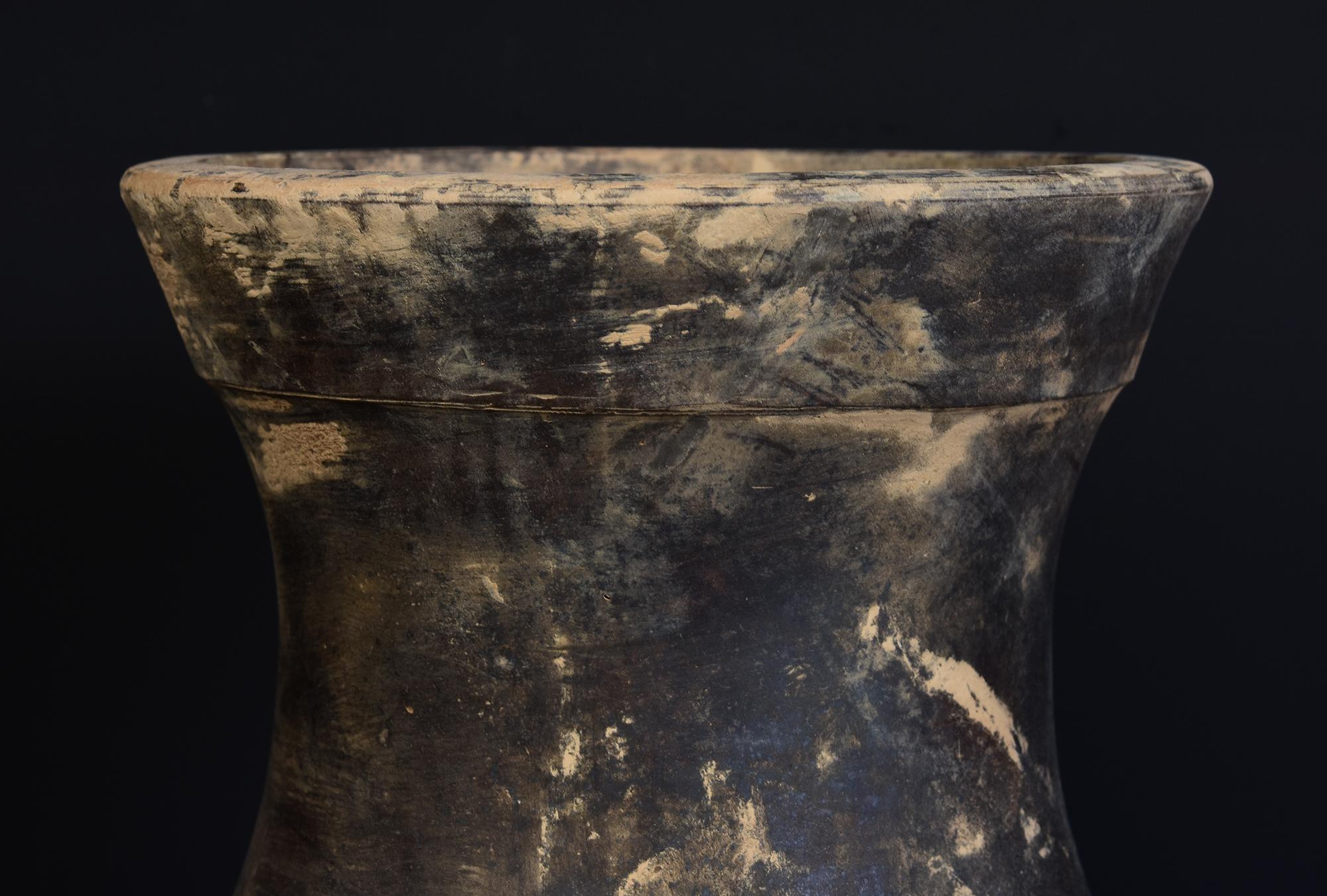 18th Century and Earlier Han Dynasty, Antique Chinese Pottery Hu Jar For Sale