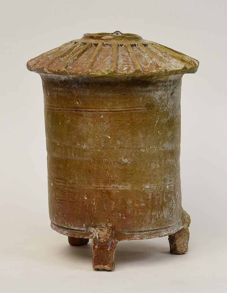 Han Dynasty, Antique Chinese Brown Glazed Pottery Granary Jar For Sale 5