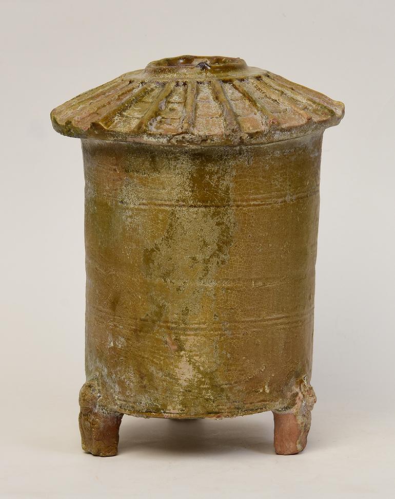 Han Dynasty, Antique Chinese Brown Glazed Pottery Granary Jar For Sale 3