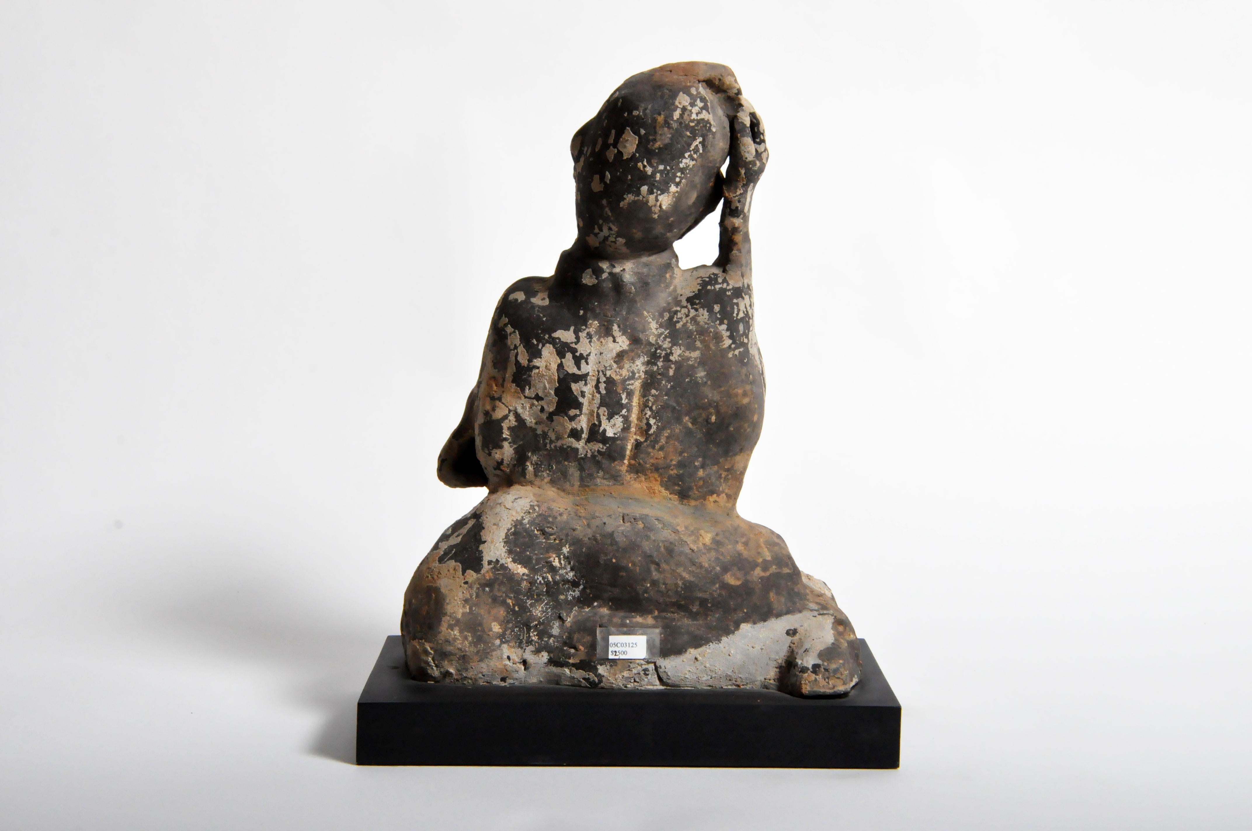 Han Dynasty Figure of an Entertainer 14