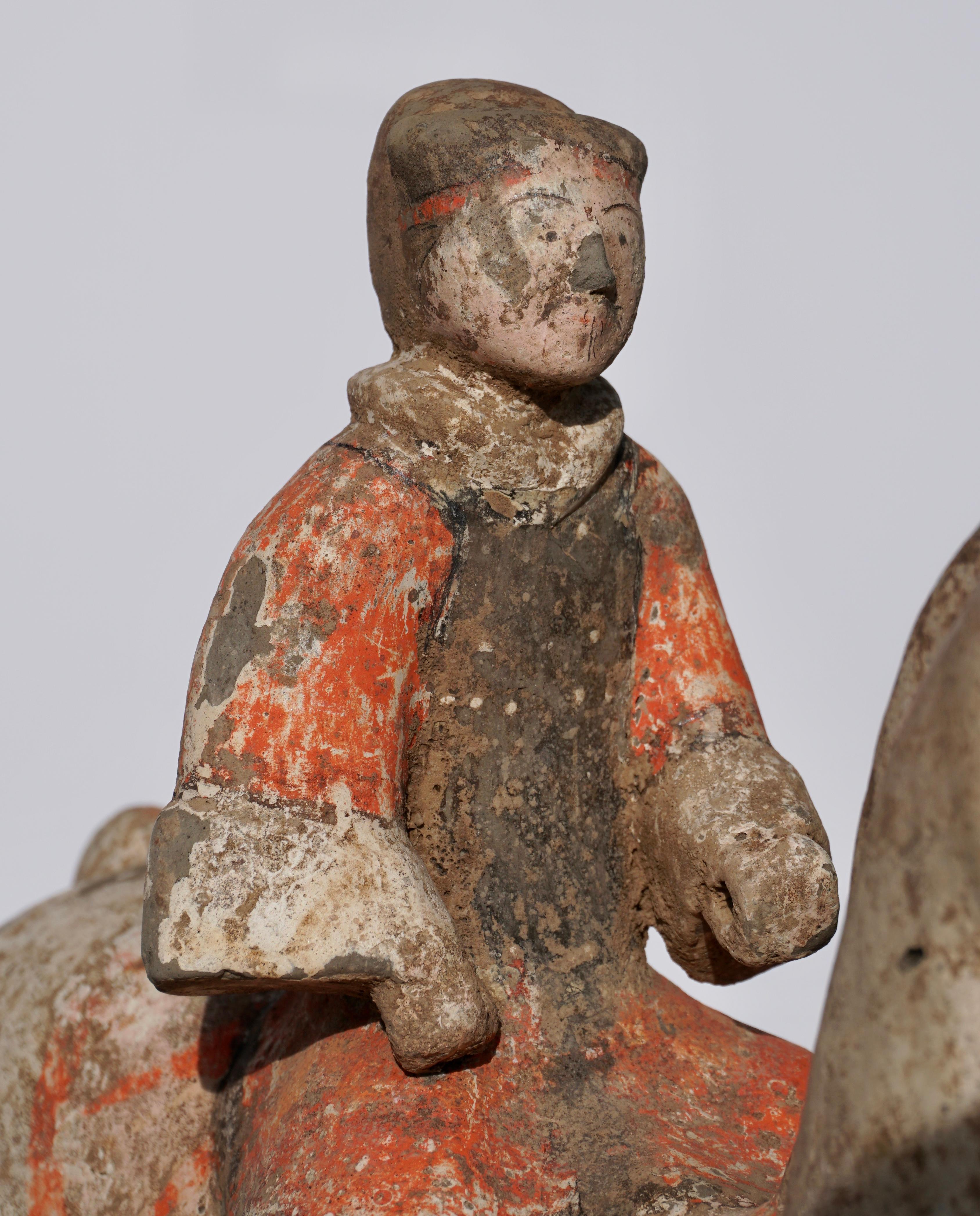 Terre cuite Cheval et cavalier de la dynastie des Han:: terre cuite:: 206 av. J.-C. - 220 apr
