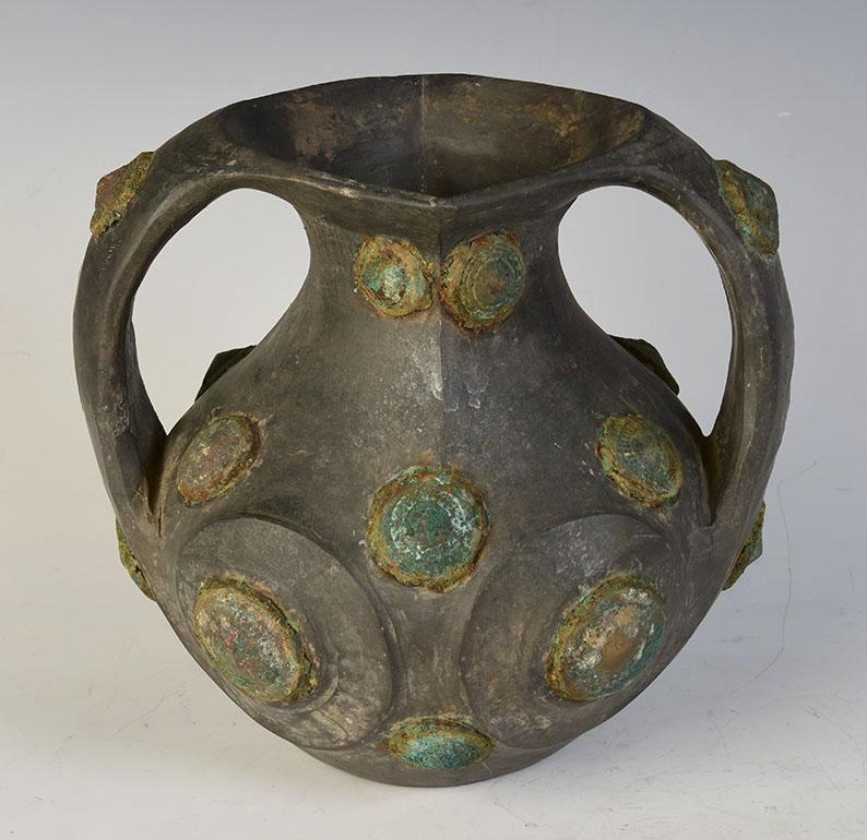 Dinastía Han, rara ánfora antigua de cerámica china decorada con ornamento de bronce en venta 4