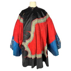 Han woman
s damask and embroidered satin tunic - Late Qing period - China Circa