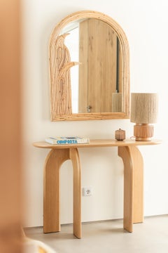 Hana Console: Curved Elegance in Oak
