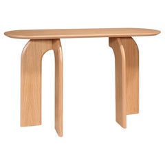 Hana Konsole: Geschwungene Eleganz in OAK